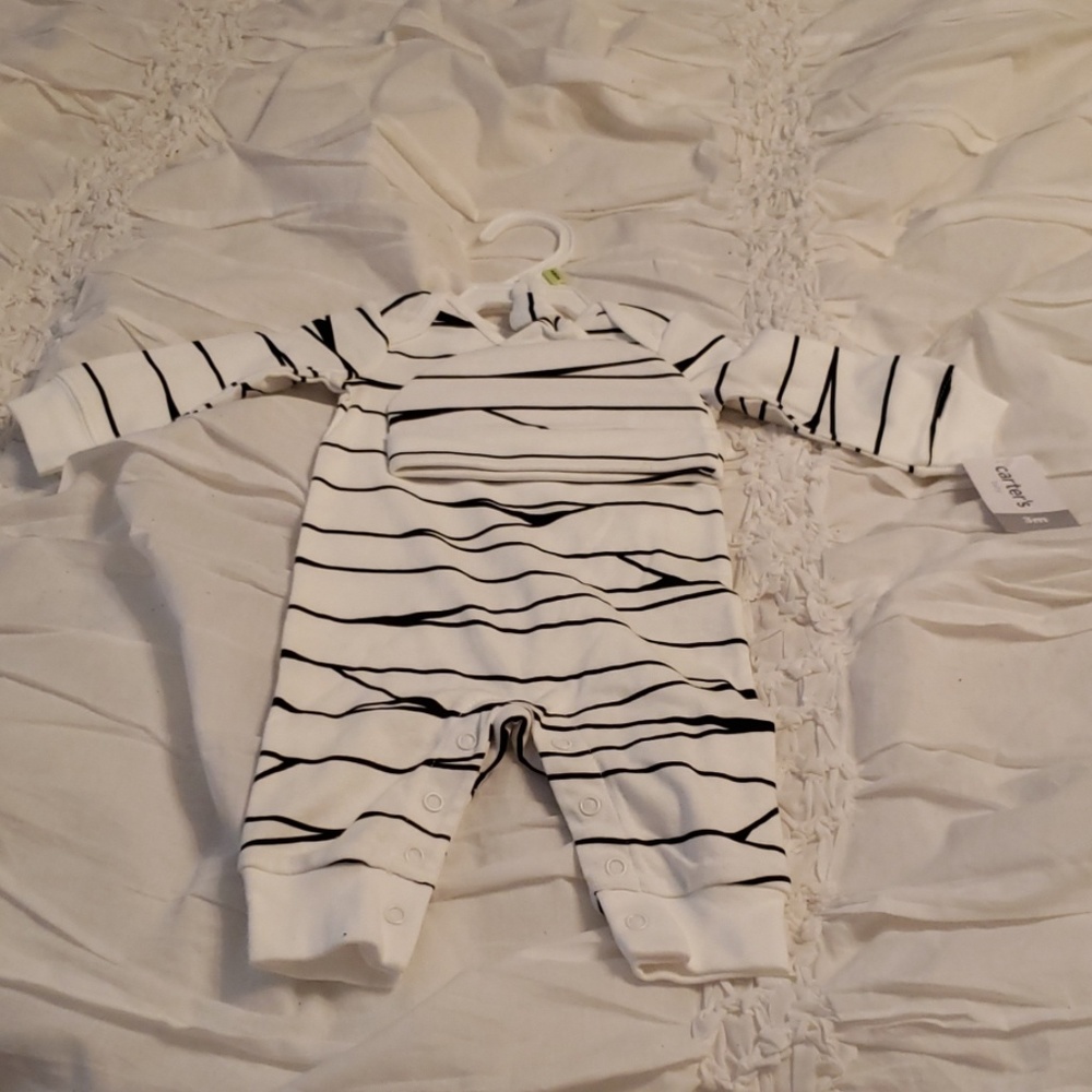 Baby mummy one piece and cap set.